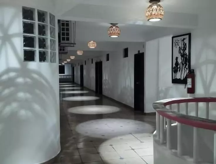 Hotelli Real Del Quijote