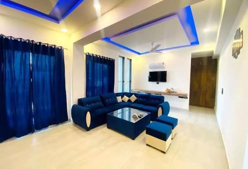 Metro Stay By F9 Hotels