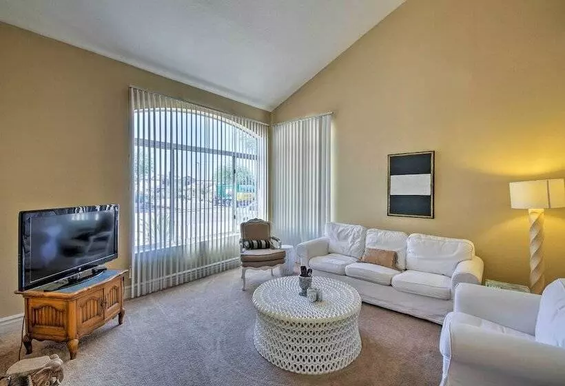 Goodyear Home W/ Pool & Spa, Close To Golf!