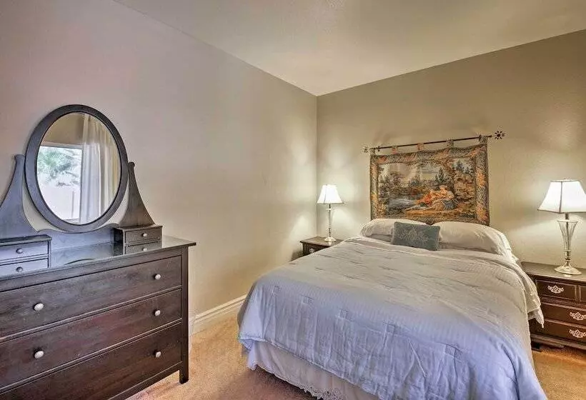 Goodyear Home W/ Pool & Spa, Close To Golf!