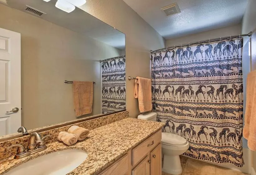 Goodyear Home W/ Pool & Spa, Close To Golf!