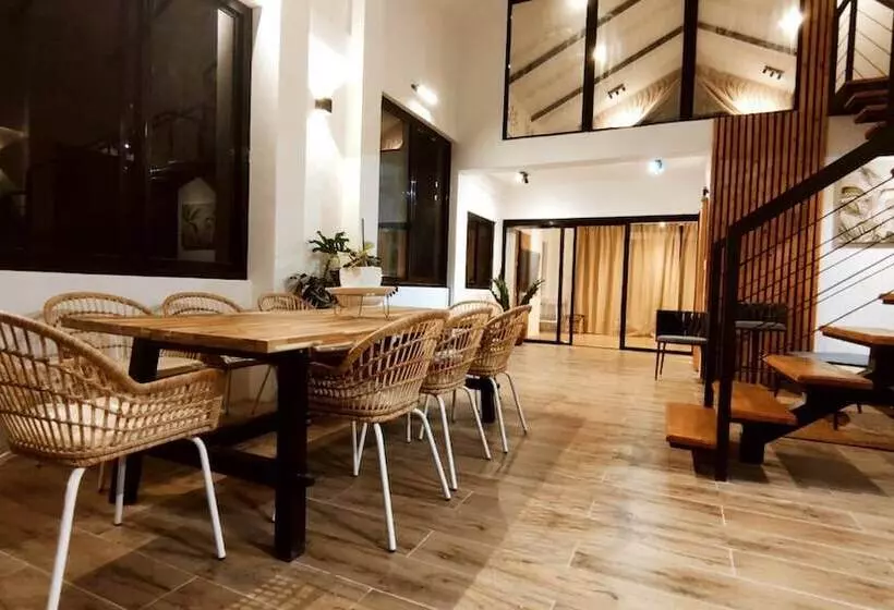 Kaliraya Surf Kamp By Eco Hotel Laguna