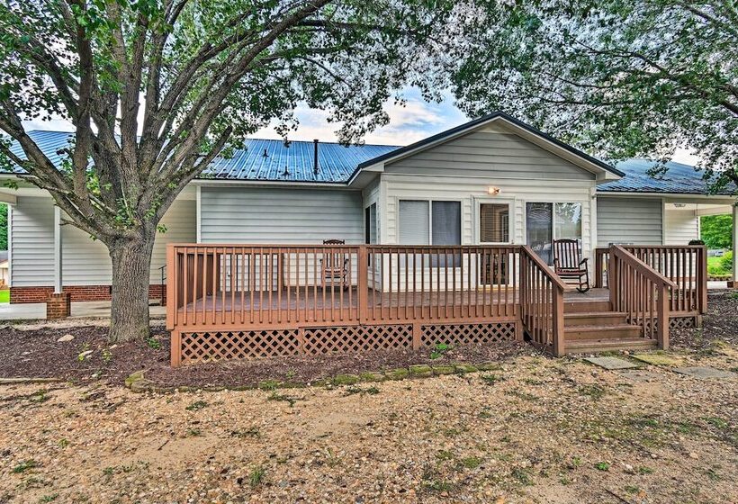 Lillington Home ~ 1 Mi To Cape Fear River!