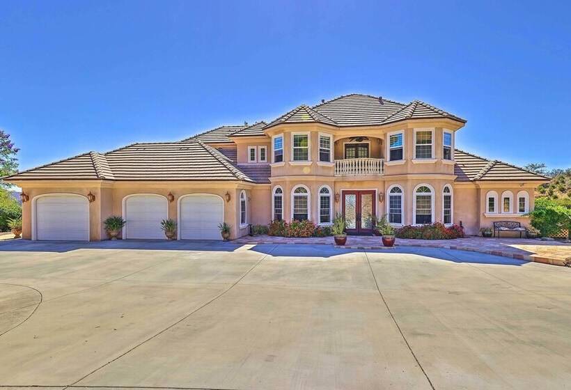 Luxurious Murrieta Retreat W/ Mountain Views!