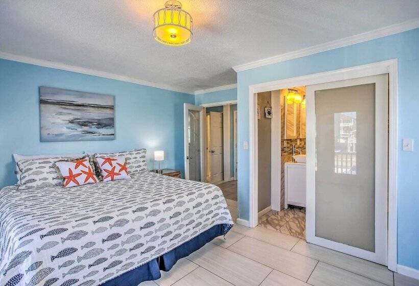 Marvelous Oceanfront Home W/ Stunning Views