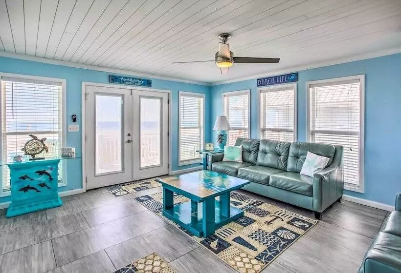 Marvelous Oceanfront Home W/ Stunning Views