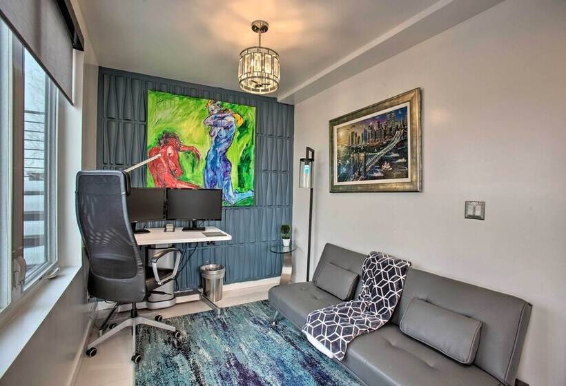 Modern Living In The Mile High City W/ Pano Views!