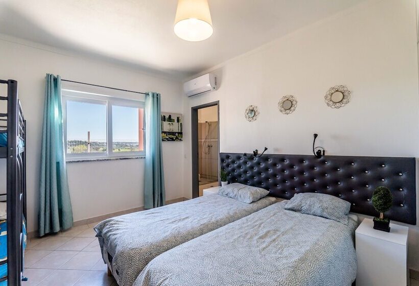 פנסיון Villa Paradis