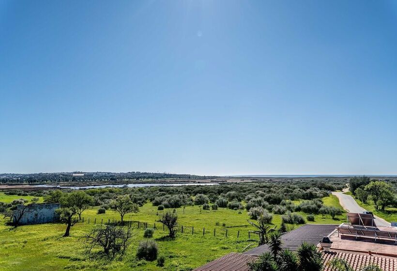 פנסיון Villa Paradis