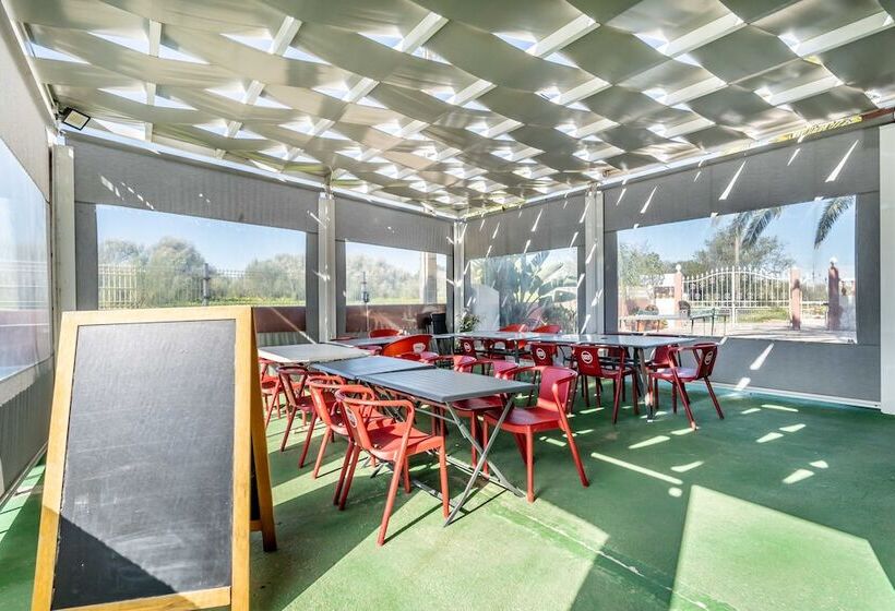 פנסיון Villa Paradis