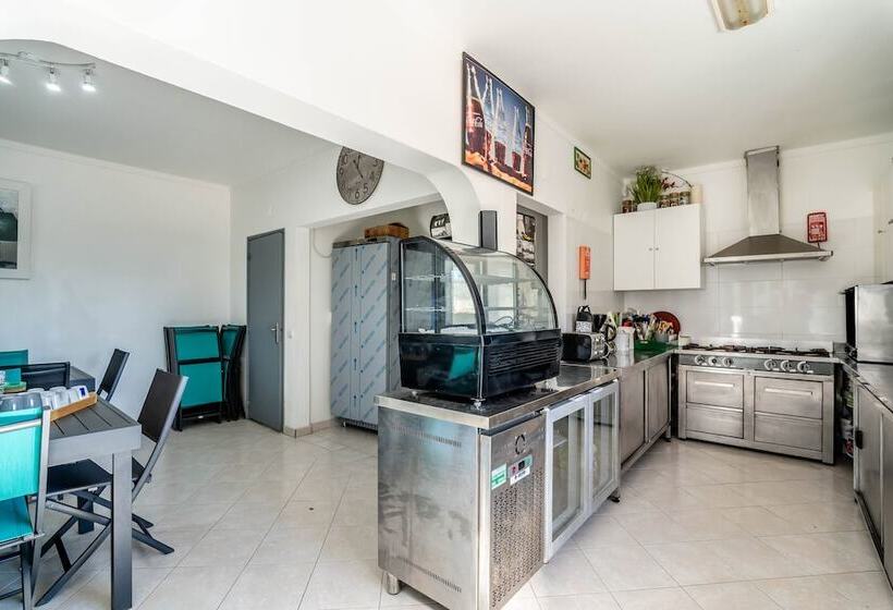 פנסיון Villa Paradis