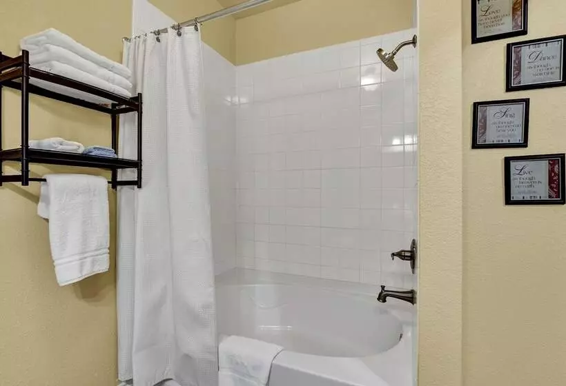 Private Luxury Retreat With Hot Tub 10mins To Fred!