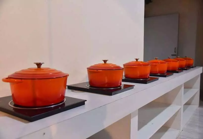 Qcent Woods Spa & Resort