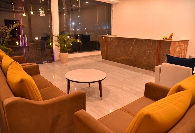 Qcent Woods Spa & Resort