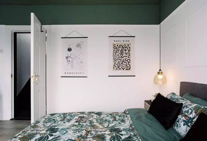 Residenssi Luxury Designer 4 Bed Home In The Heart Of Belfast