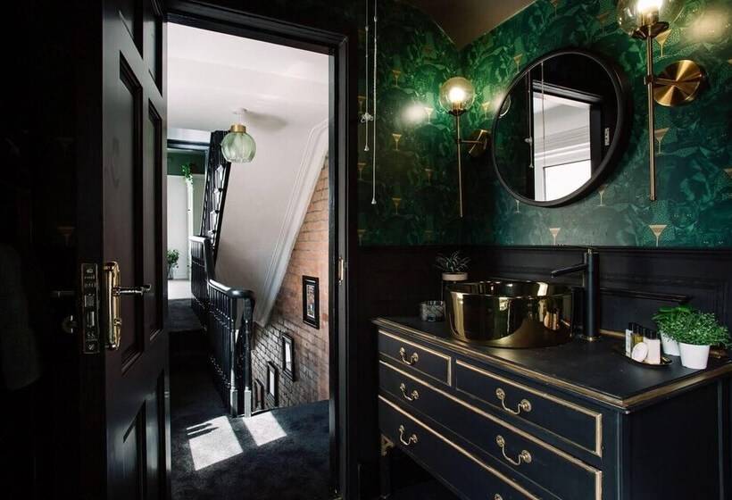 إقامة Luxury Designer 4 Bed Home In The Heart Of Belfast