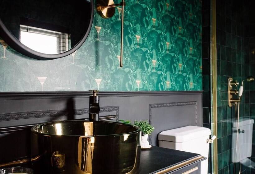 إقامة Luxury Designer 4 Bed Home In The Heart Of Belfast