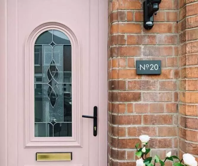 Residenssi Luxury Designer 4 Bed Home In The Heart Of Belfast