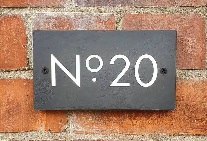 Residenssi Luxury Designer 4 Bed Home In The Heart Of Belfast