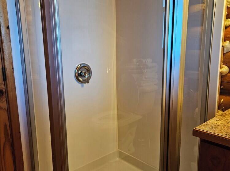 The Peacemaker Cabin