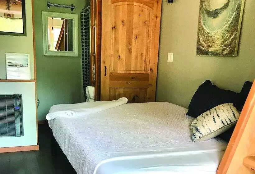 Weecasa Tiny Home Resort