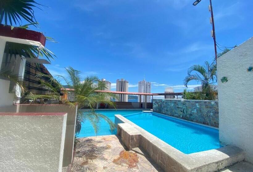 Hotelli Suites Acapulco Yamba