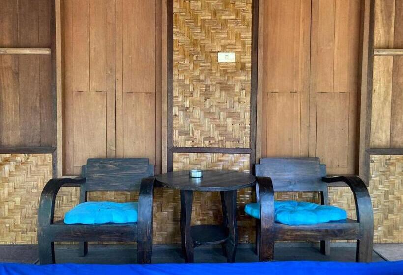 Hospedaria Buzzas @ Pai Chan