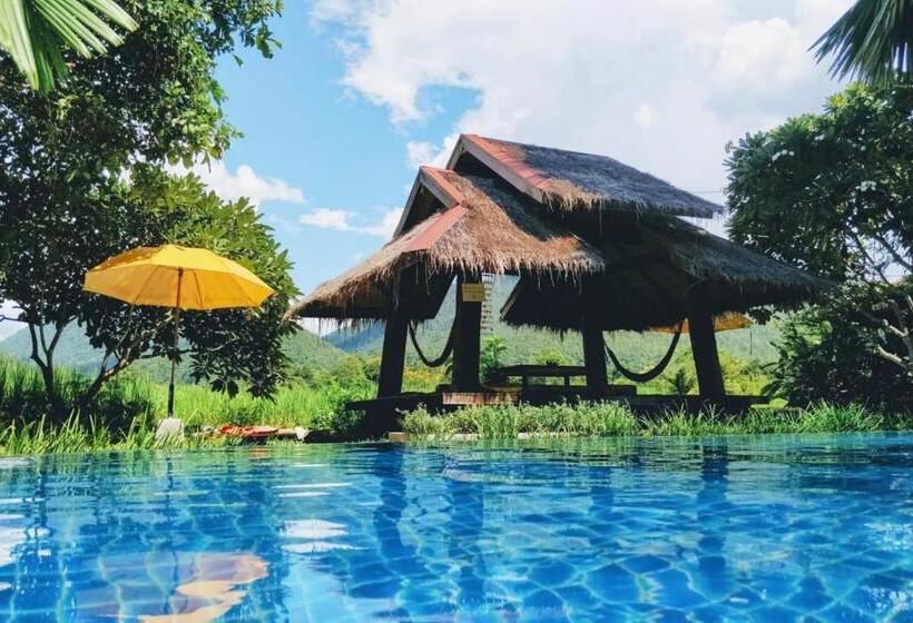 Hospedaria Buzzas @ Pai Chan