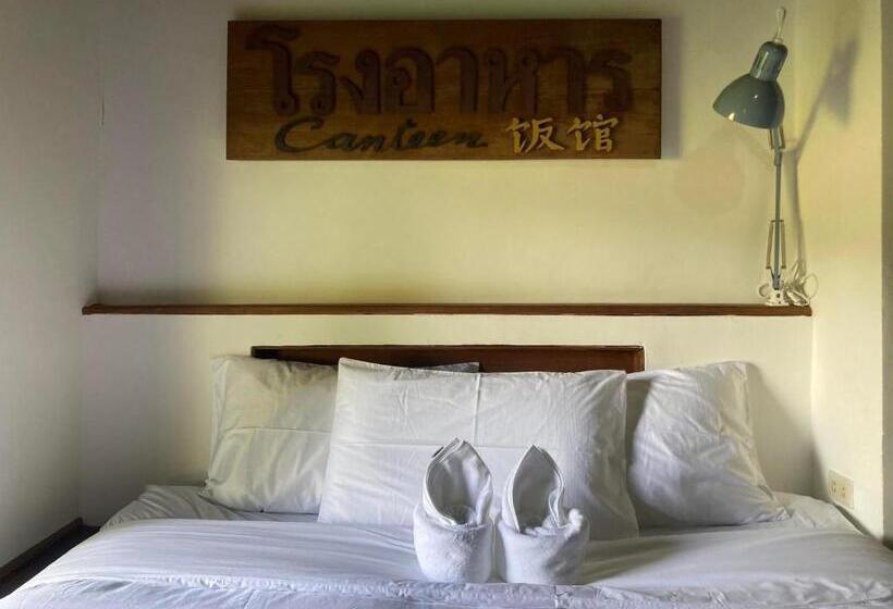 Hospedaria Buzzas @ Pai Chan