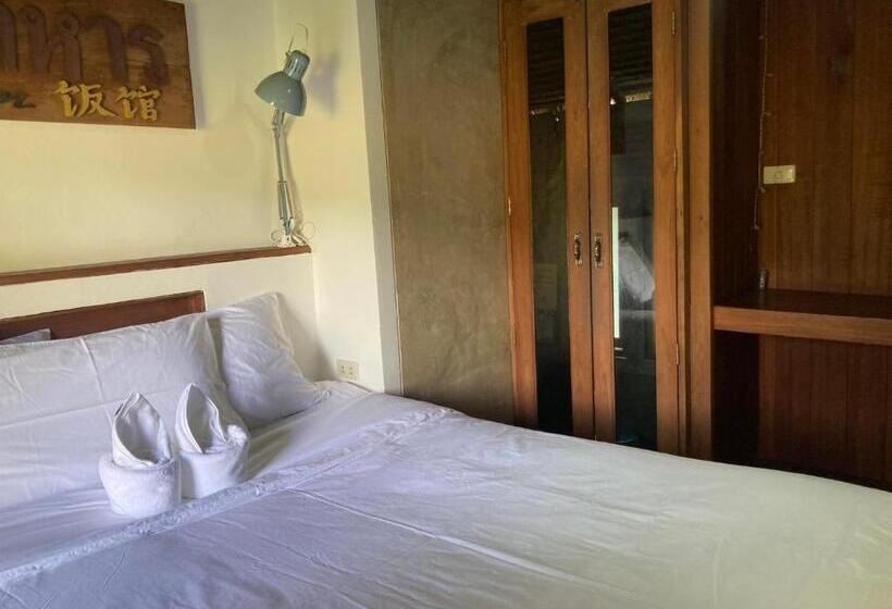 Hospedaria Buzzas @ Pai Chan