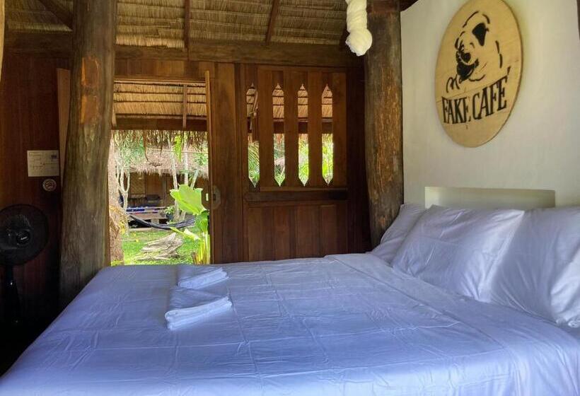 Hospedaria Buzzas @ Pai Chan