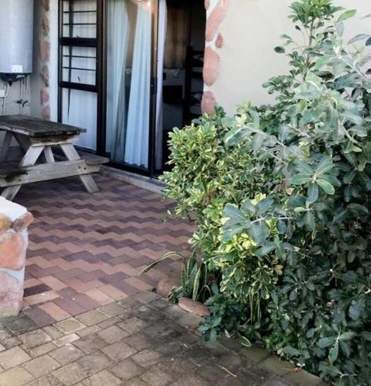 فندق صغير Island Vibe Jeffreys Bay