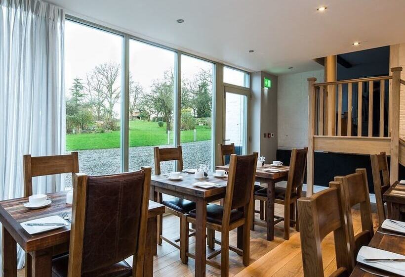 مبيت وإفطار Eagle Mill Luxury Rooms