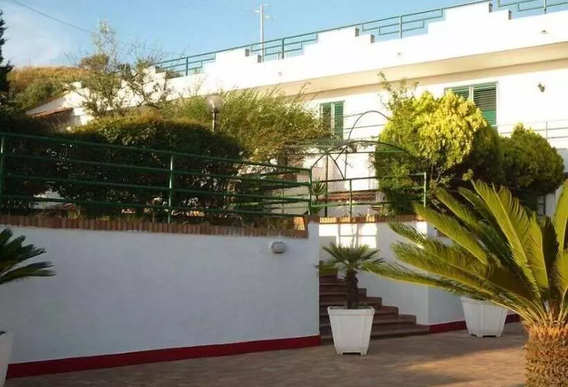 تختخواب و صبحانه La Valle Verde