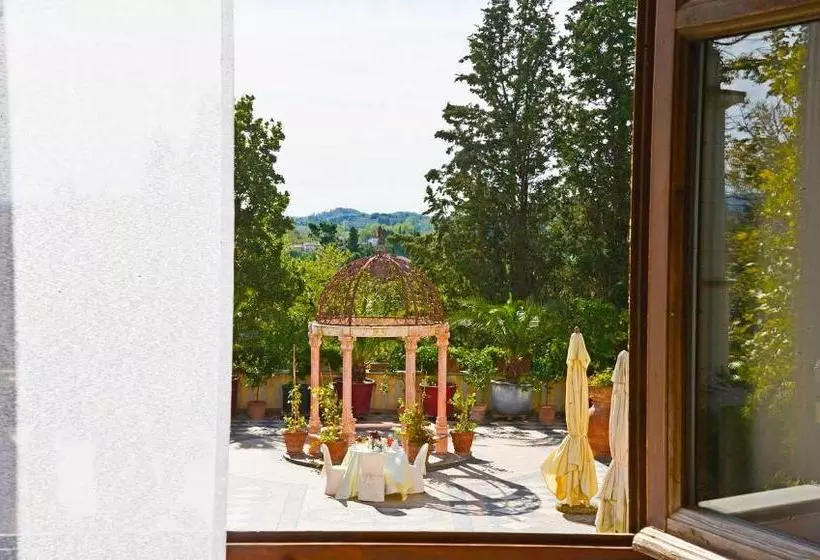 Aamiaismajoitus (B&B) Residenza Il Poggione