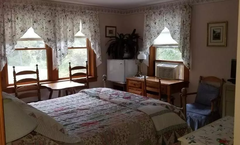 Eastgate Inn B&b