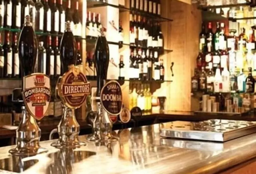 簡易ホテル The Cross Keys