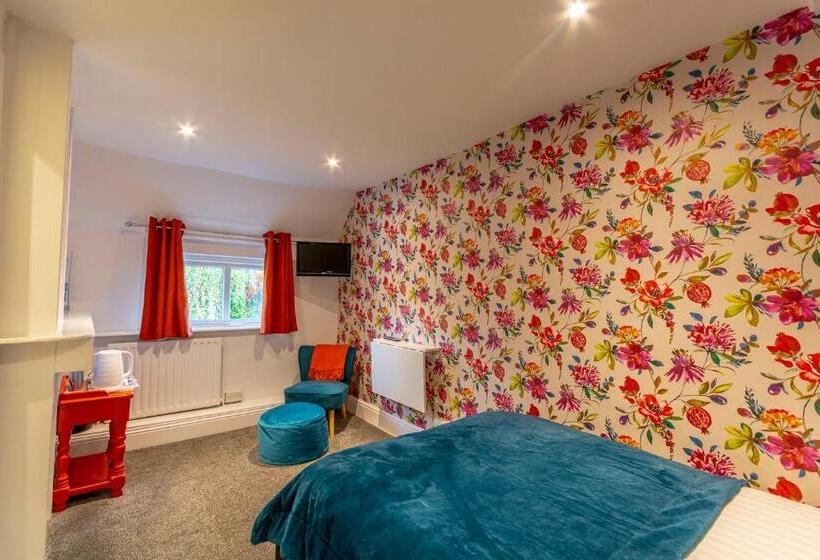 簡易ホテル The Forest Lodge