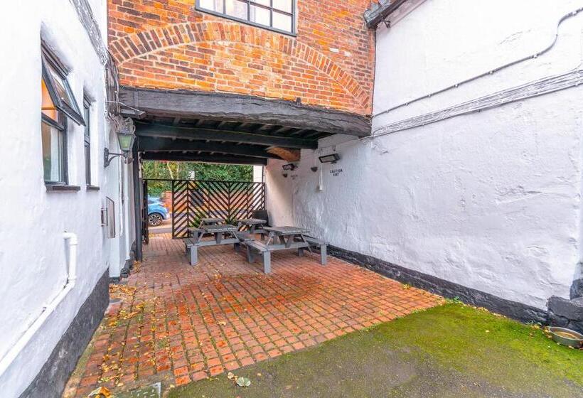 簡易ホテル The Forest Lodge