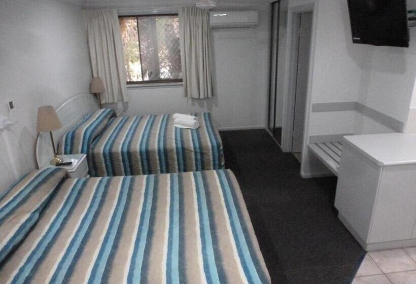 בית מלון כפרי Aspley Carsel Motor Inn