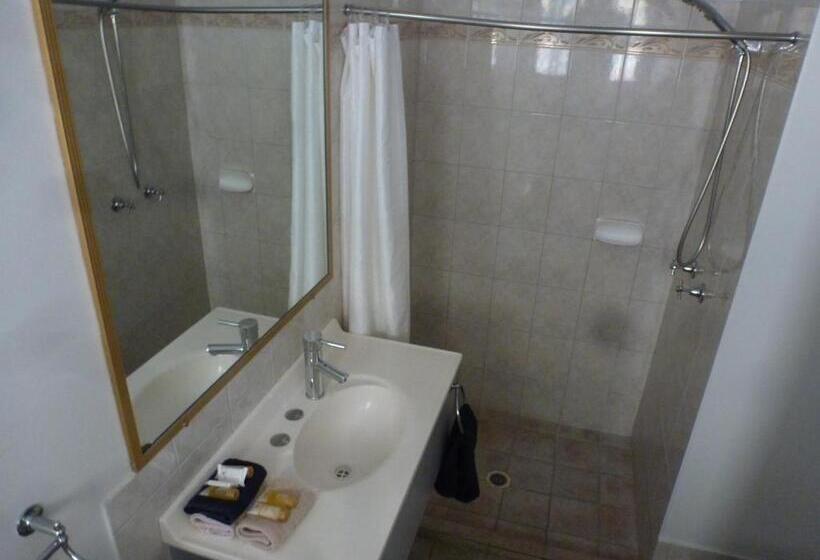 בית מלון כפרי Aspley Carsel Motor Inn