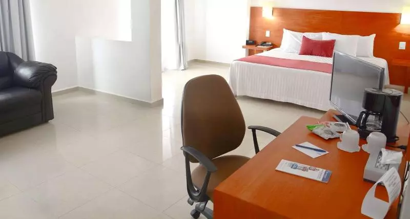 ホテル Best Western Minatitlan