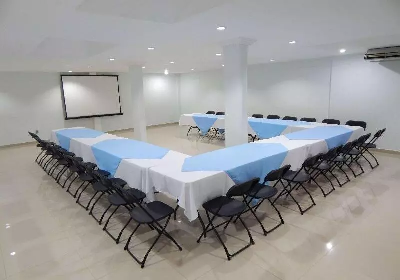ホテル Best Western Minatitlan
