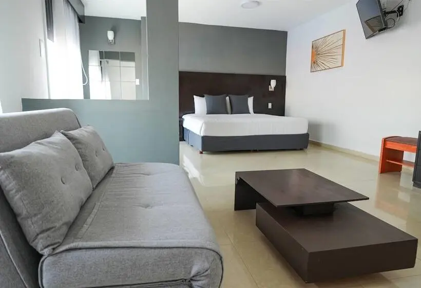 ホテル Days Inn By Wyndham Minatitlan