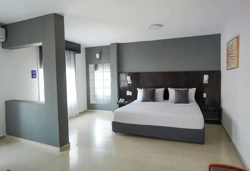 ホテル Days Inn By Wyndham Minatitlan