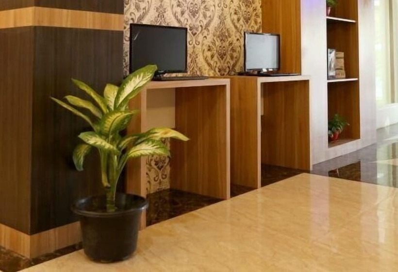 בית מלון כפרי Grand Permata Hati