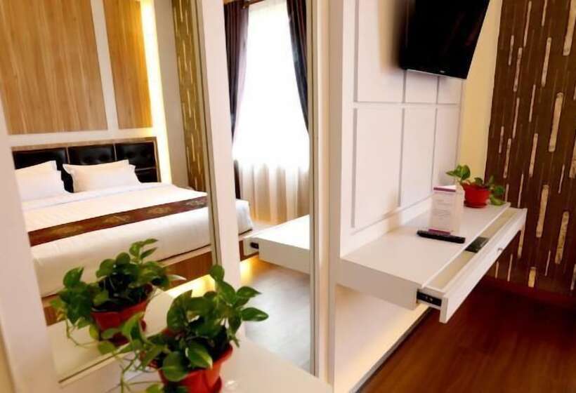 בית מלון כפרי Grand Permata Hati