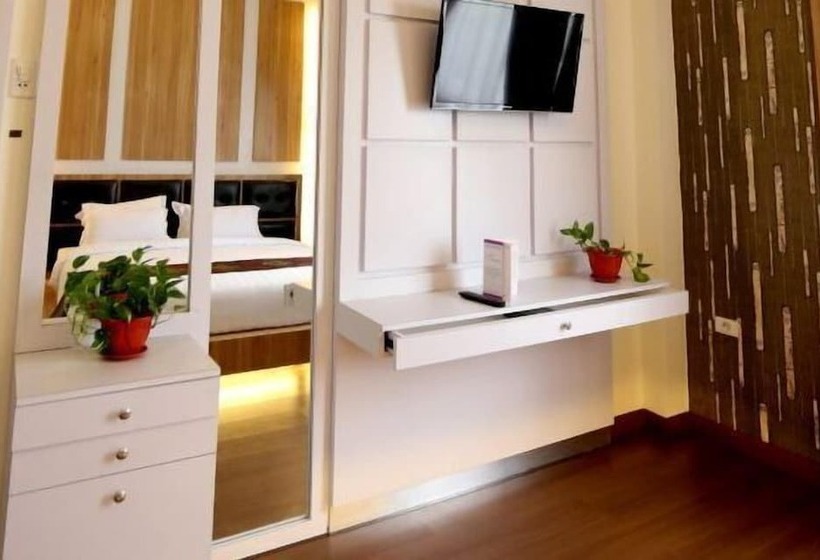 בית מלון כפרי Grand Permata Hati