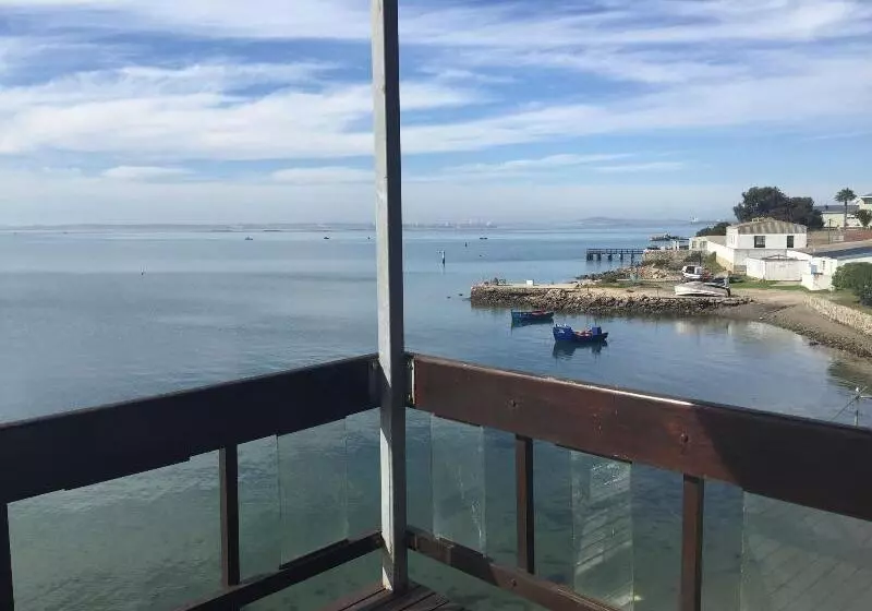 Hotelli Hoedjiesbaai