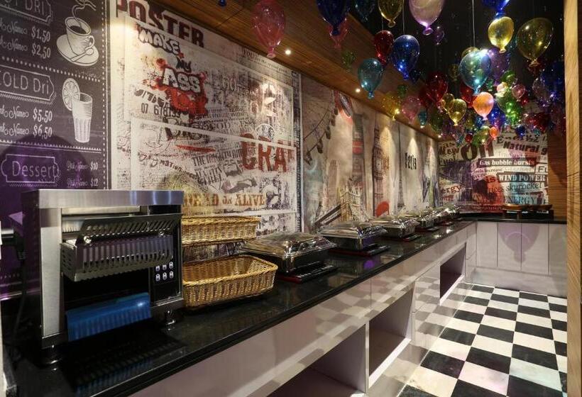 Отель I Love Bell Bottoms Vagator Goa